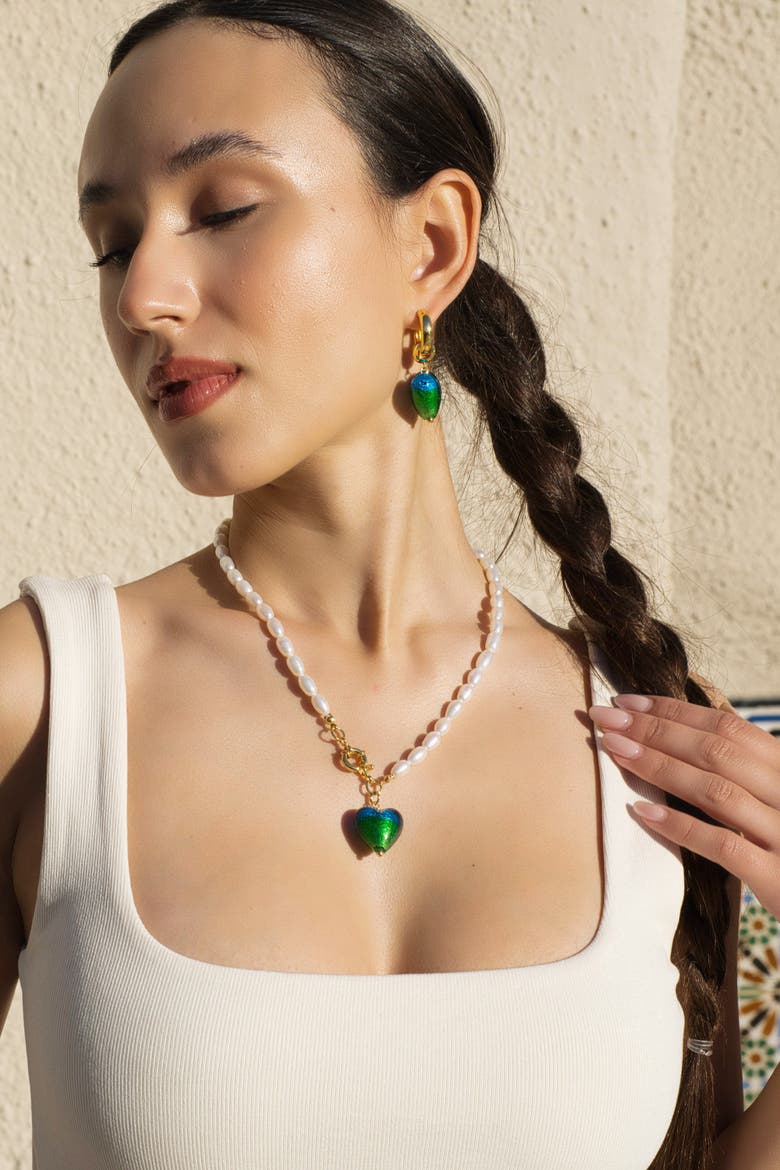 Esmée Peacock Green Murano Heart Pendant Pearl Necklace, Alternate, color, Peacock
