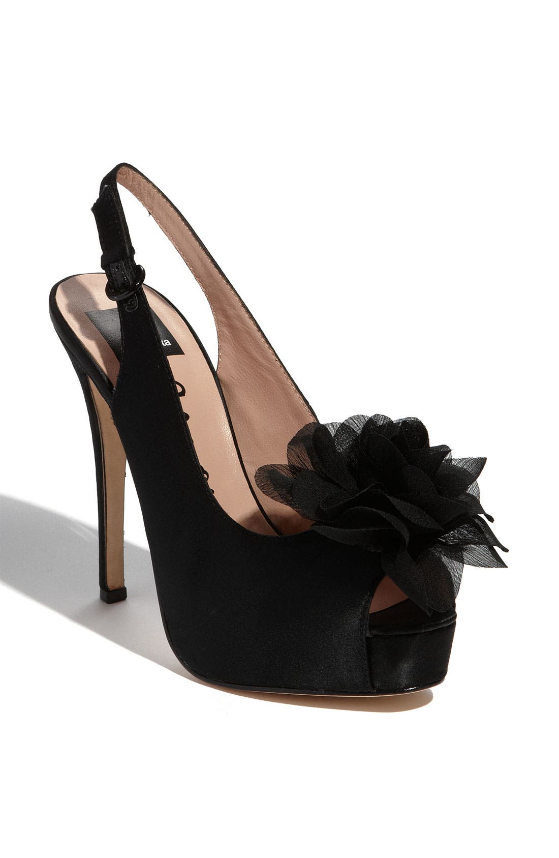 Dolce Vita , Main, color, 