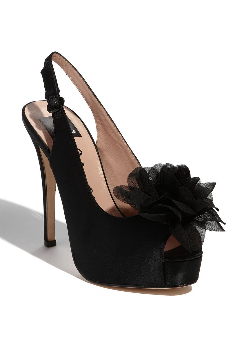 Dolce Vita , Main, color,