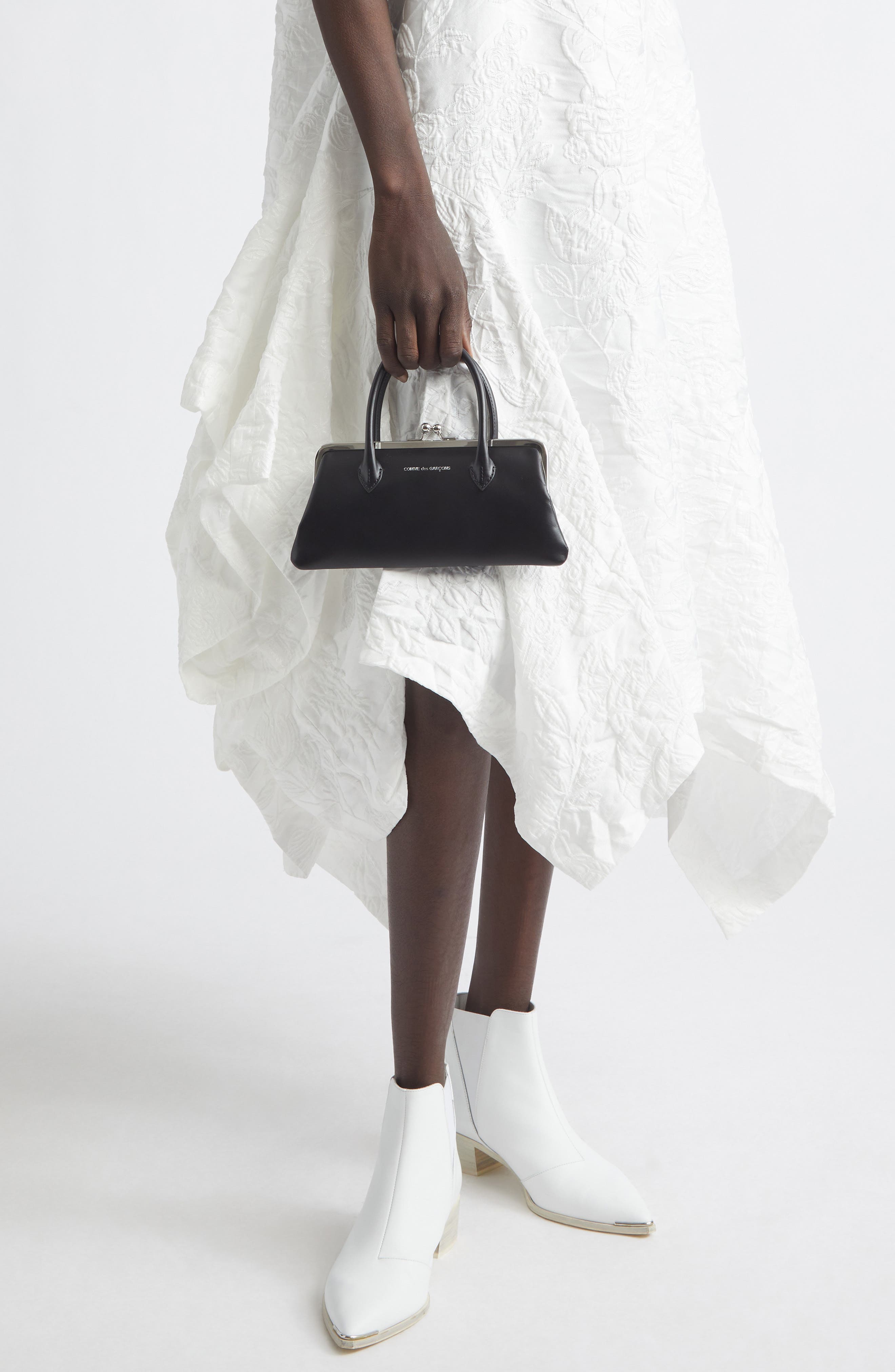 Comme des Garçons Large Frame Top Handle Bag, Alternate, color, Black