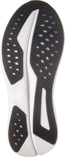 Mach 6 Running Shoe