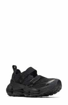 Speedarc Hiking Sneaker