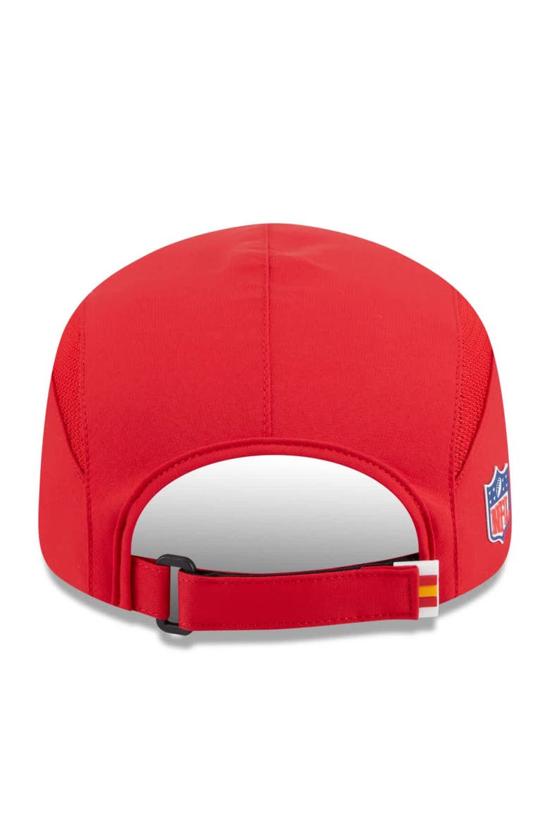 Men's New Era Red Kansas City Chiefs 2025 Sideline  Runner Adjustable Hat, Alternate, color, Red