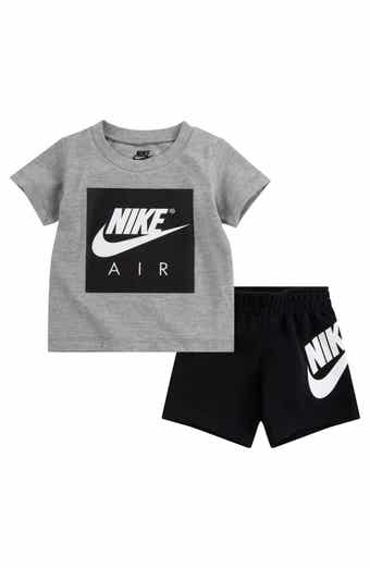 Nike Air Logo Graphic T-Shirt & Shorts Set