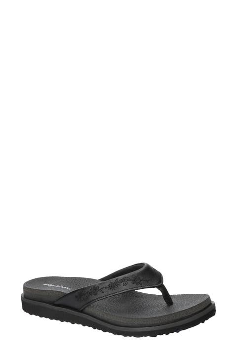 <p>Wanderlust Thong Sandal (Women)</p>