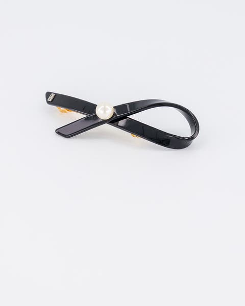 Lutece acetate and pearl barette