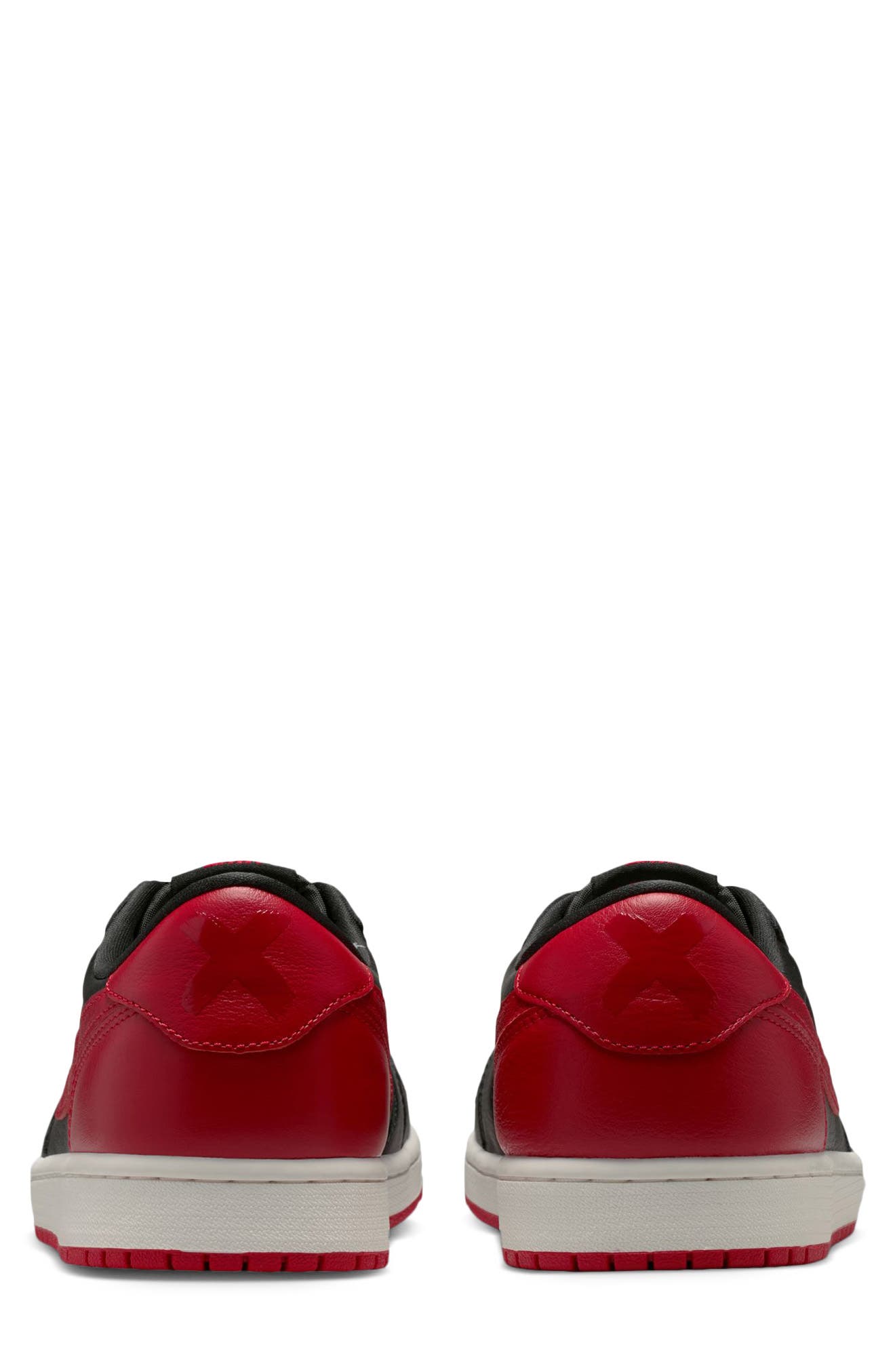 Jordan Air Jordan 1 Retro Low OG Basketball Sneaker, Alternate, color, 