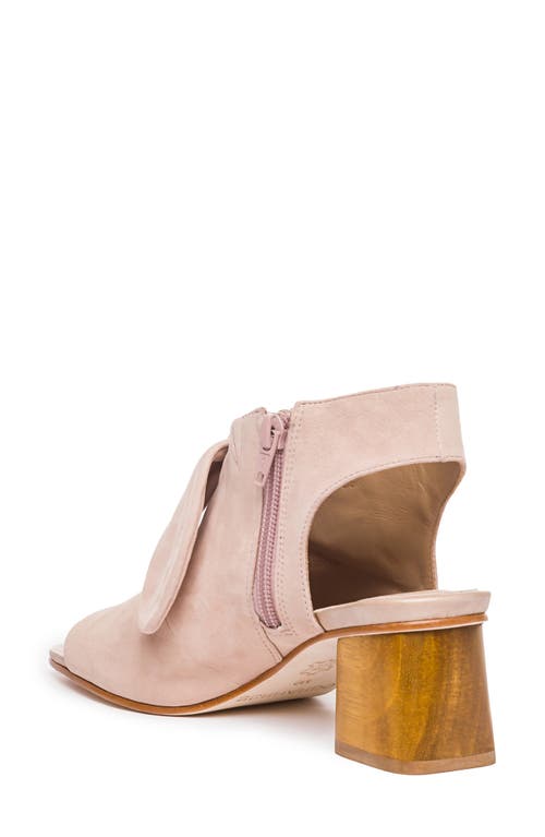 BERNARDO FOOTWEAR BERNARDO FOOTWEAR BERNARDO LIZZIE SANDAL 