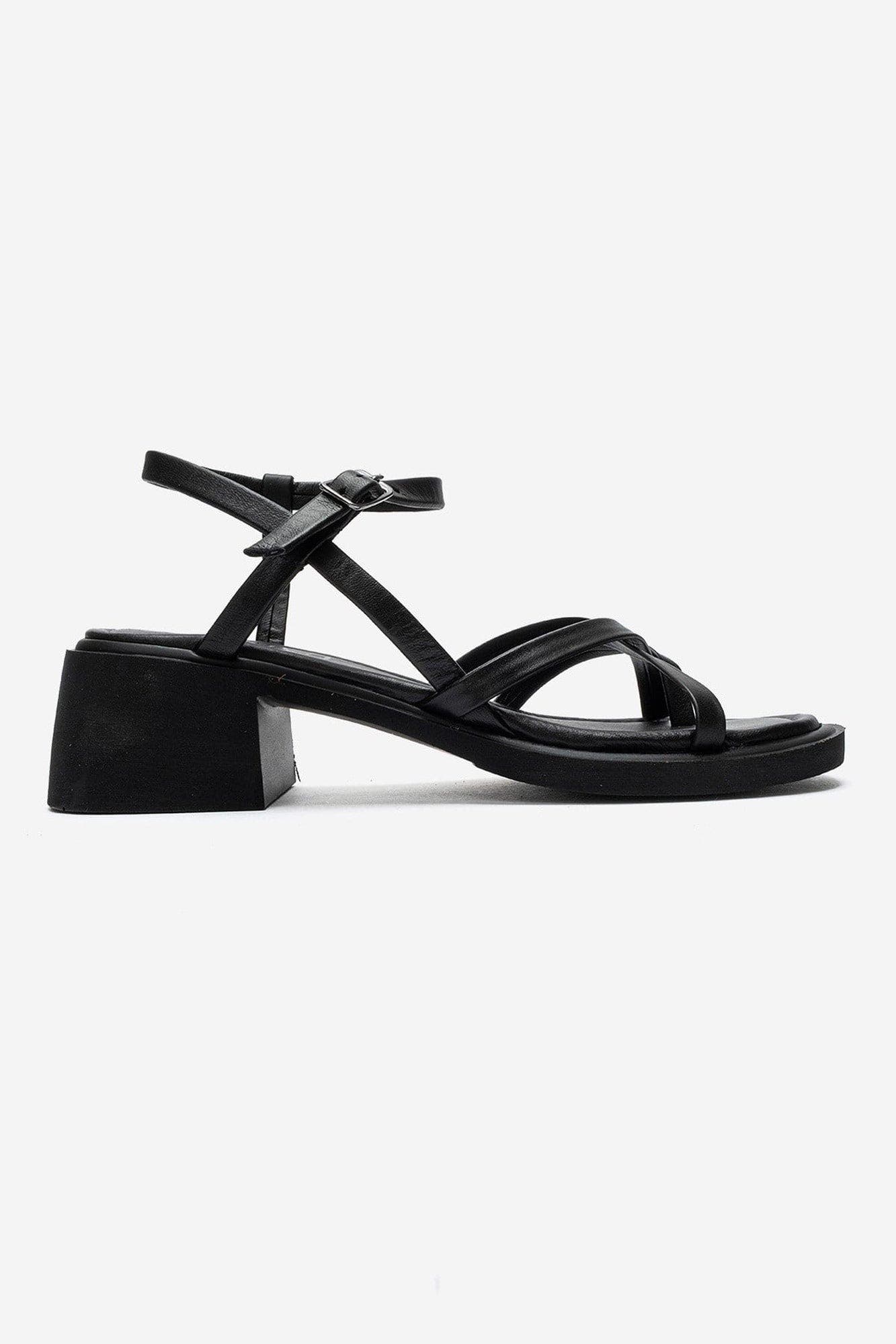 Cirelle Leather Block Heel Sandal, Alternate, color, Black