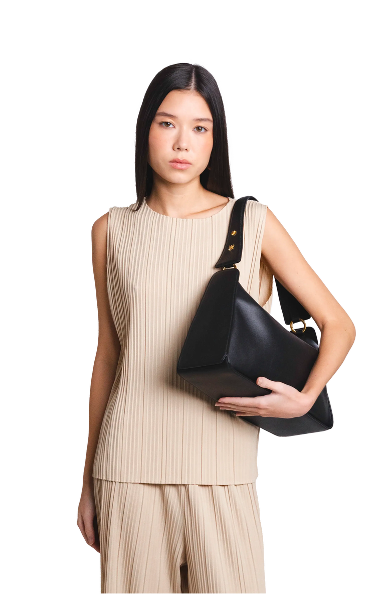 Esthera 10AM Maxi Leather Shoulder Bag, Alternate, color, Black
