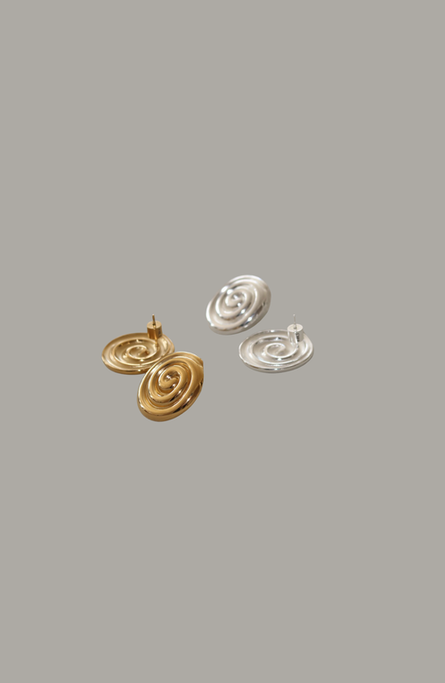 Joiana Jewelry Billow Earrings In Gold