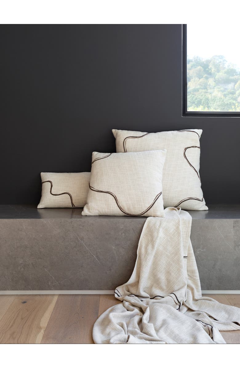 Dumae Signature Pillows, Alternate, color, Neutral - Grande