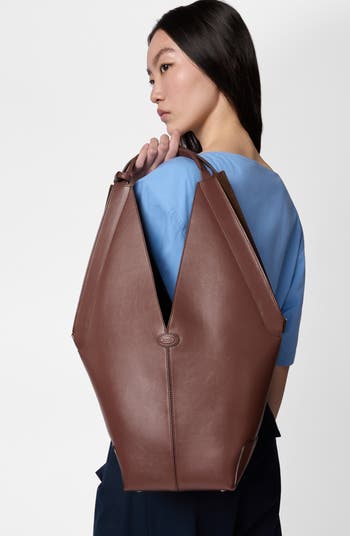 Small Sacca Leather Bucket Bag
