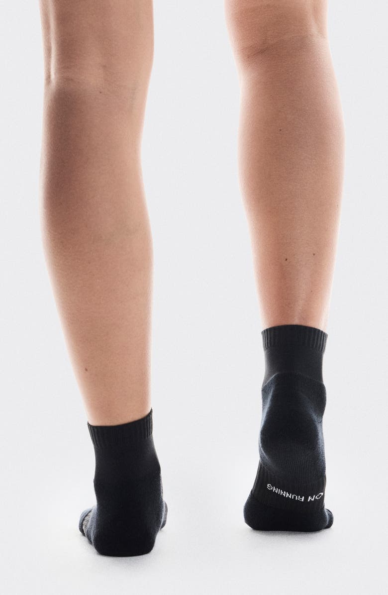 On Core Mid 2-Pack Run Socks, Alternate, color, Black