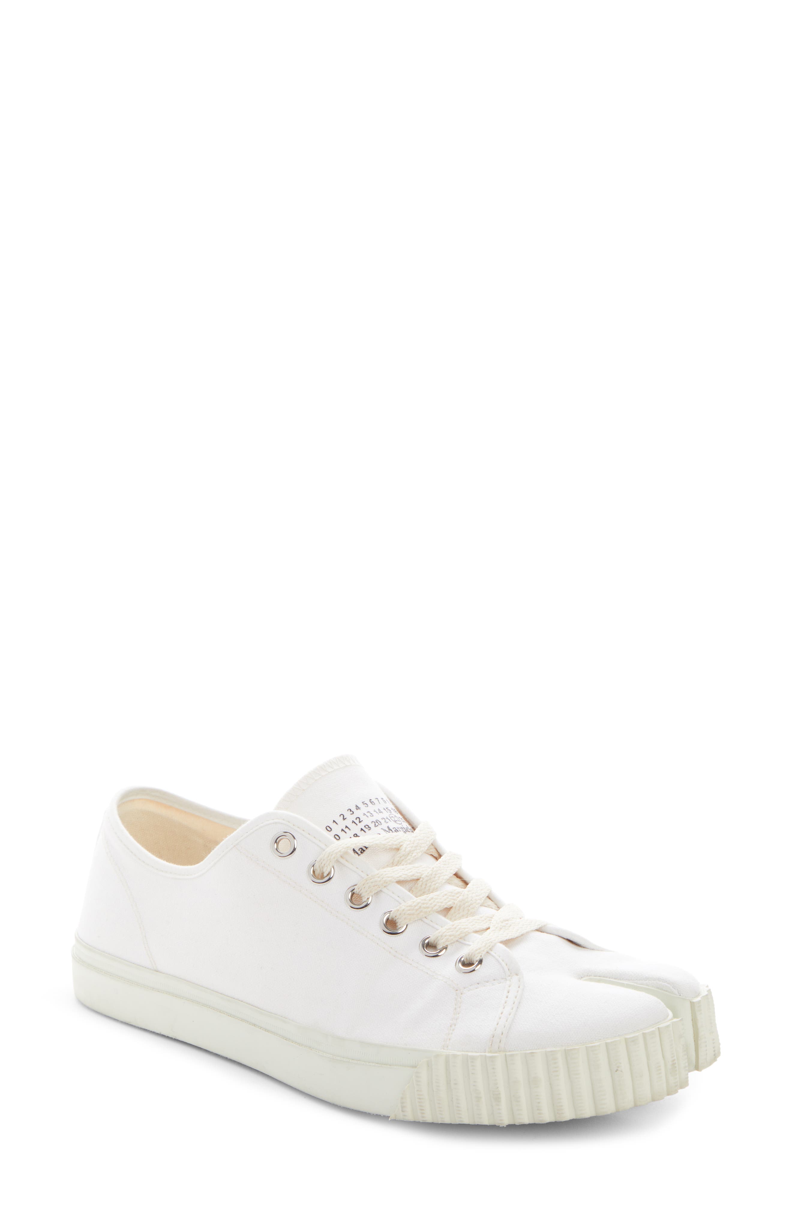 Maison Margiela Tabi Low Top Sneaker, Main, color, White