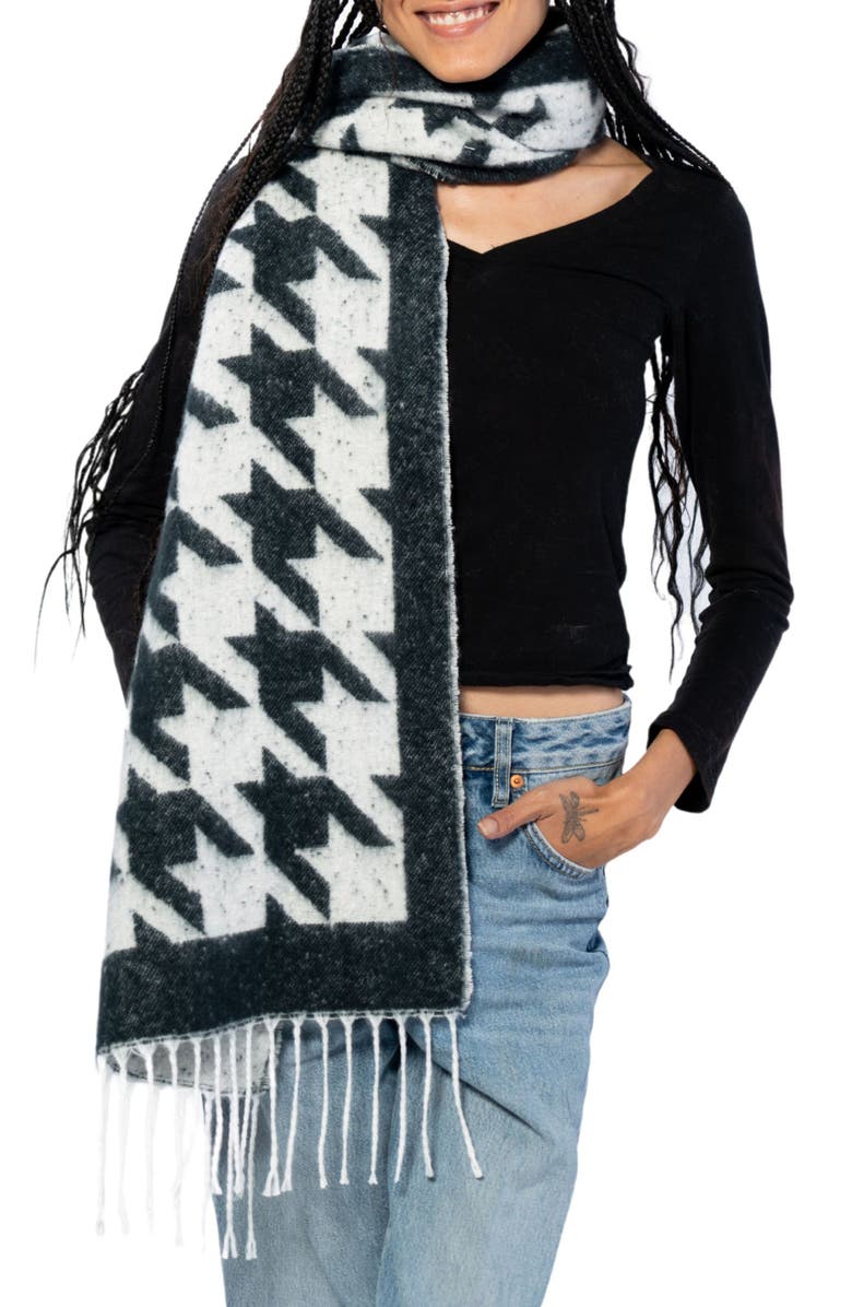 MARCUS ADLER Houndstooth Fringe Scarf, Main, color, Black