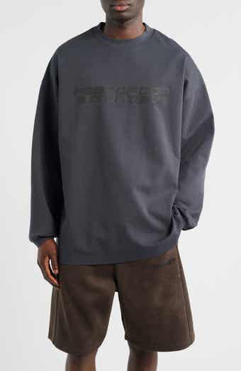 '90s Long Sleeve Logo Graphic T-Shirt