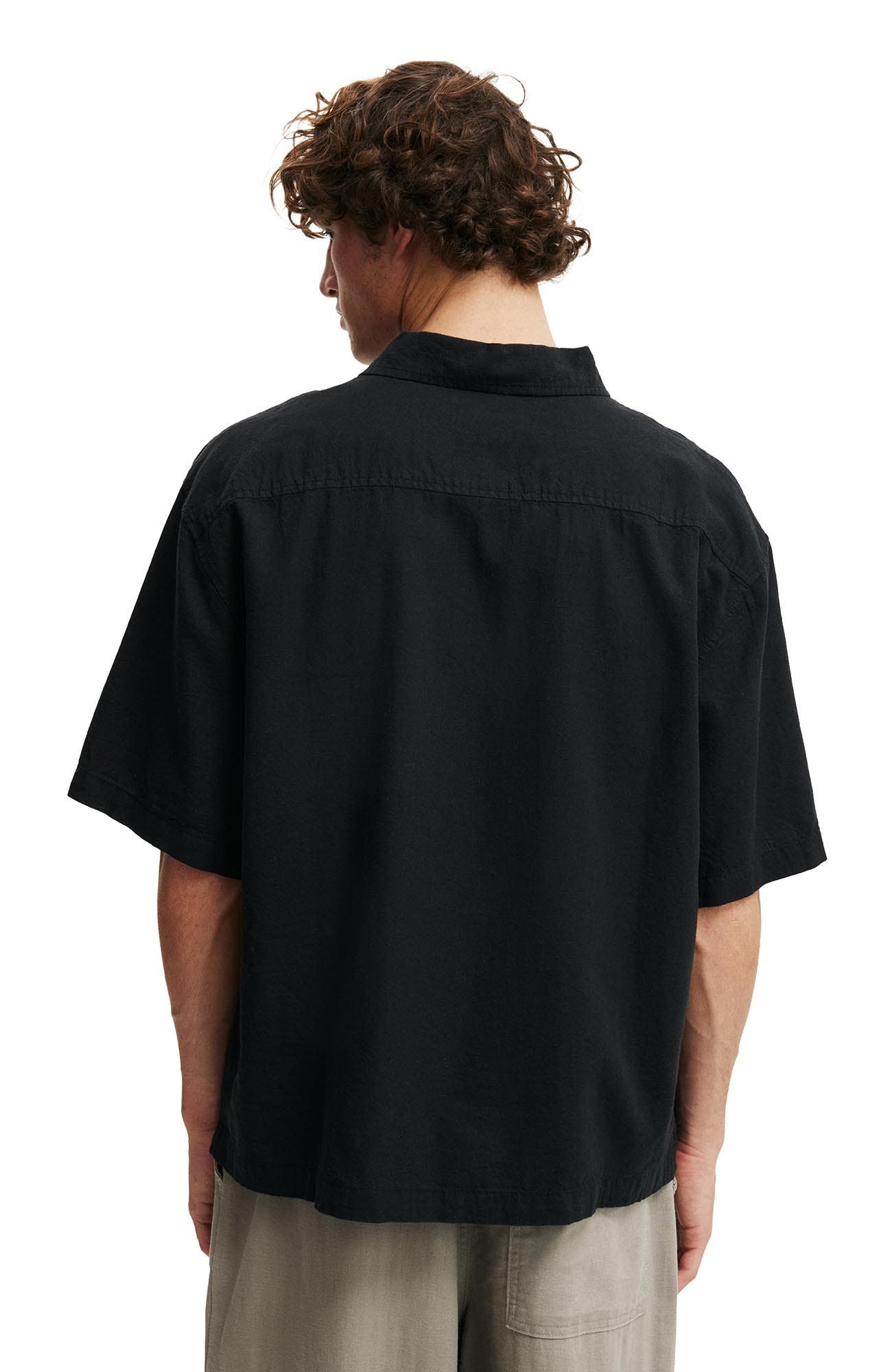 Men's Eli Linen Blend Short Sleeve Shirt - image 2