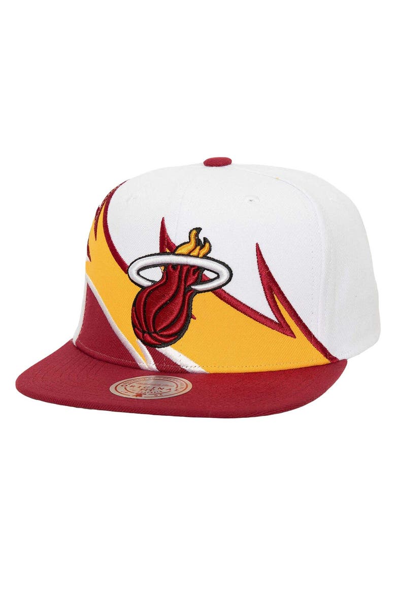 Men's Mitchell & Ness White/Red Miami Heat Waverunner Snapback Hat, Main, color, White