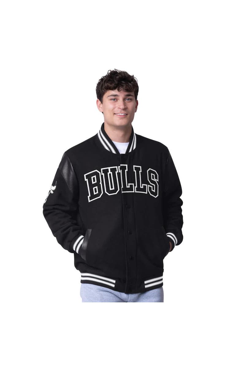 G-III SPORTS BY CARL BANKS Men's G-III Sports by Carl Banks Black Chicago Bulls Clutch Hitter Full-Snap Varsity Jacket, Main, color, 