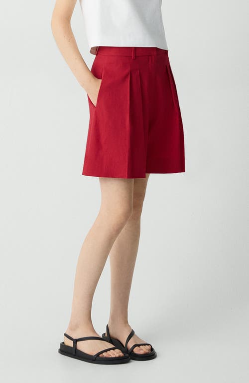 Theory Pleated Crunch Linen Shorts In Red