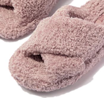 iQushion High Pile Fleece Slipper
