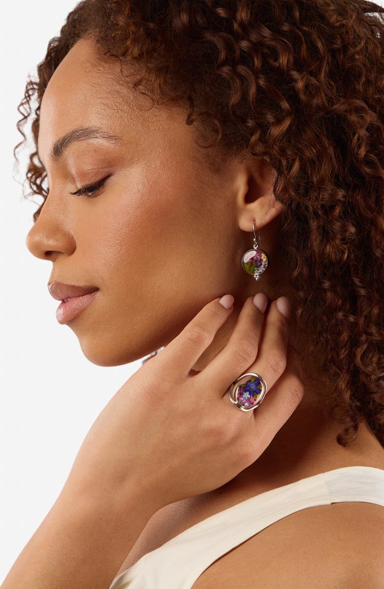 ATHRA LUXE Dried Flowers Oval Ring, Alternate, color, Silver