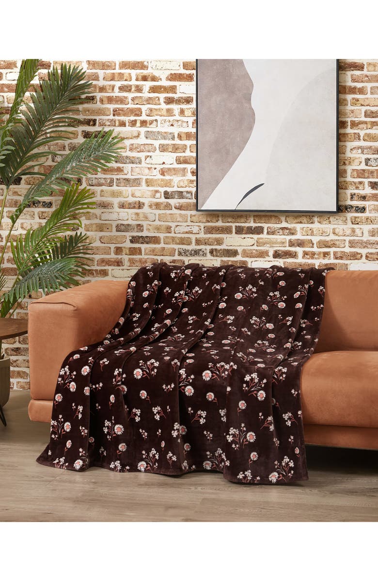 Lucky Brand Daisy Faux Shearling Throw Blanket, Alternate, color, French Roast Brown
