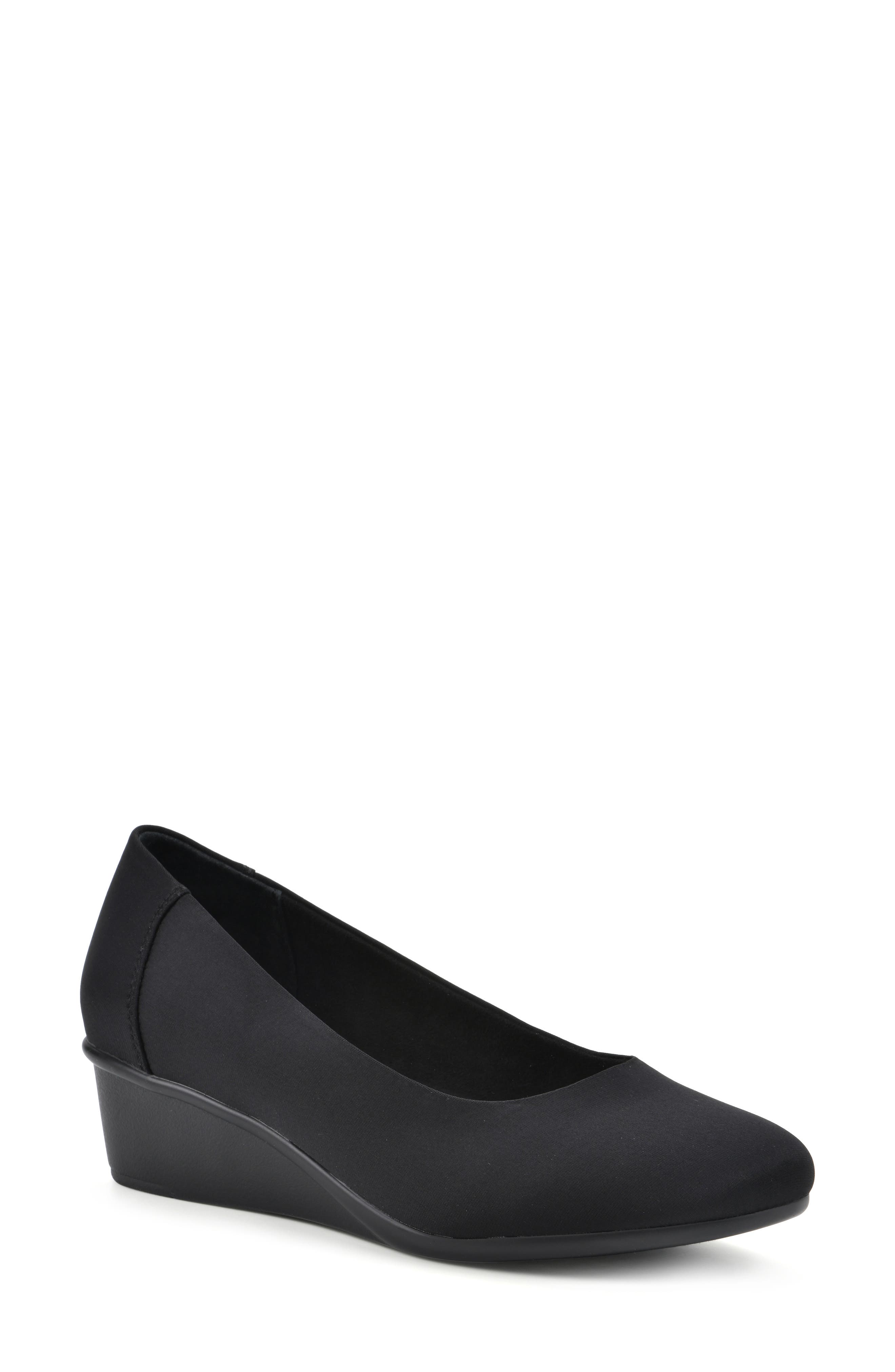 CLIFFS BY WHITE MOUNTAIN Boldness Wedge Pump, Main, color, Black/ Nylon