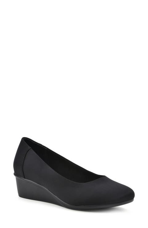 Boldness Wedge Pump (Women)