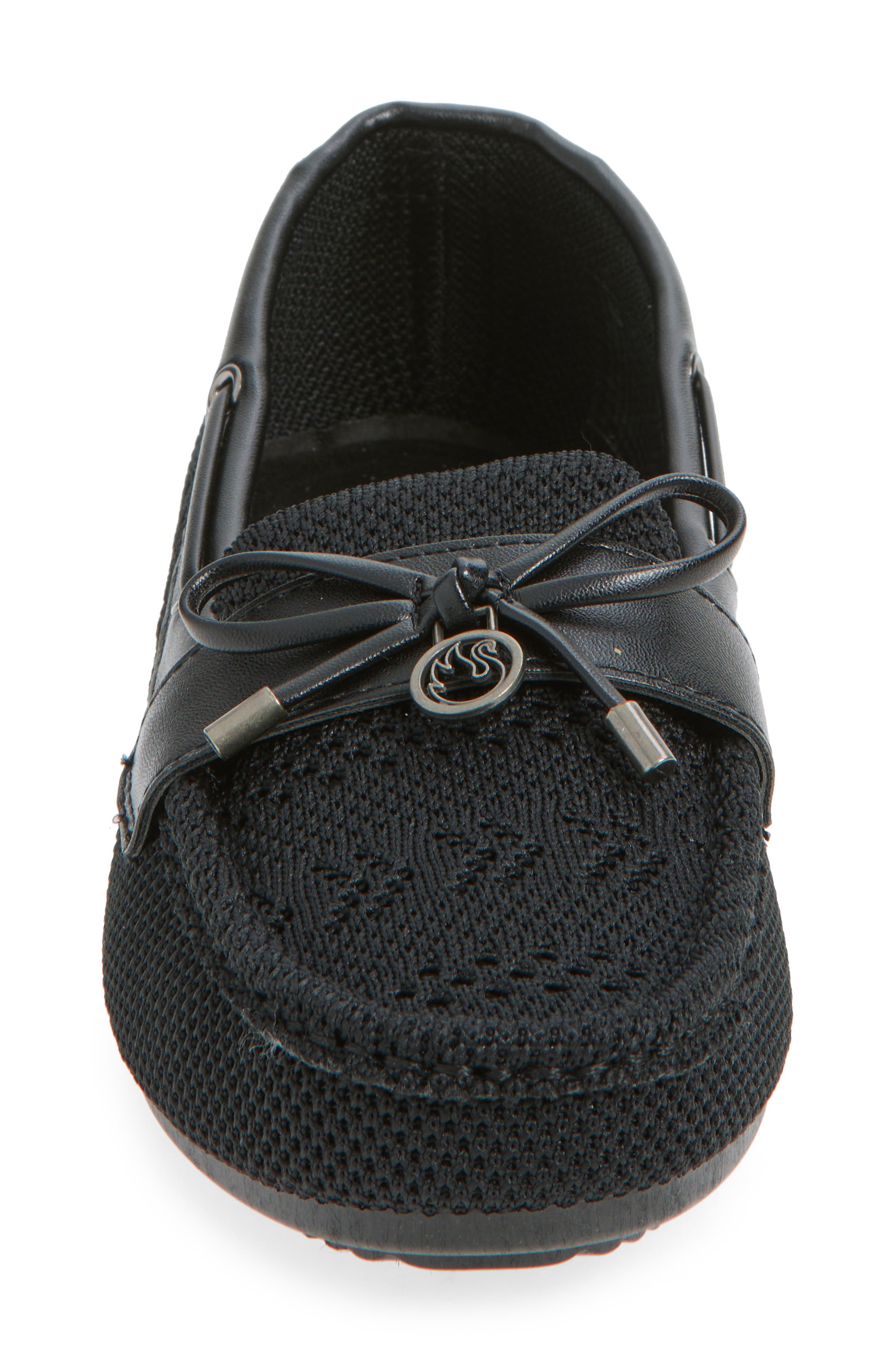 GLORIA VANDERBILT Reese Boat Shoe, Alternate, color, Black