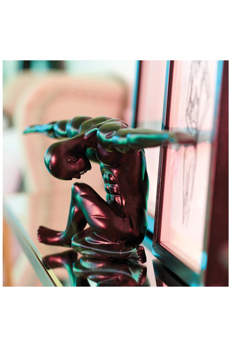 Broomfield Statue, Alternate, color, BLACK