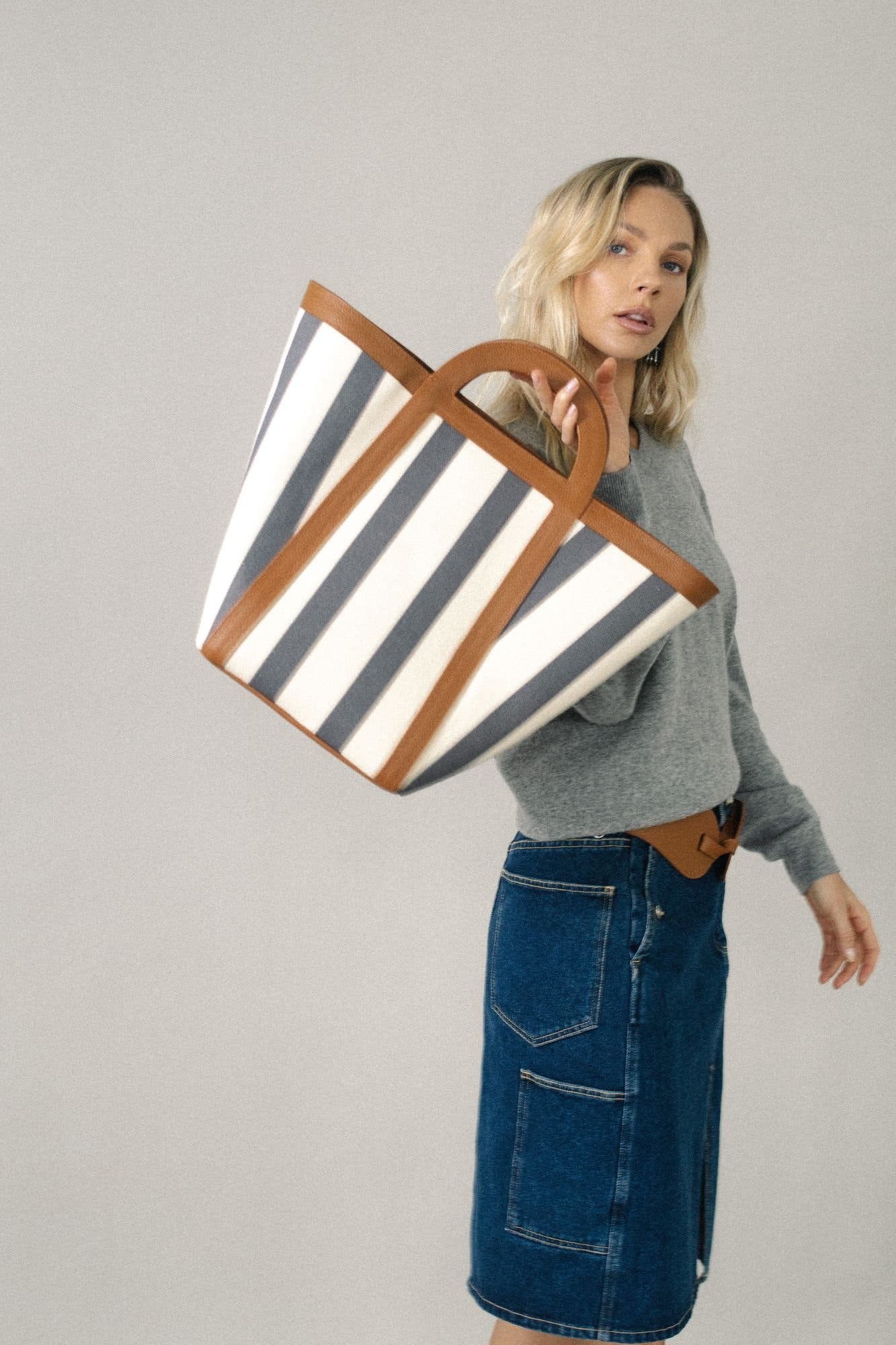 Atuel Stripe Large Tote, Alternate, color, Natural Canvas Caramel