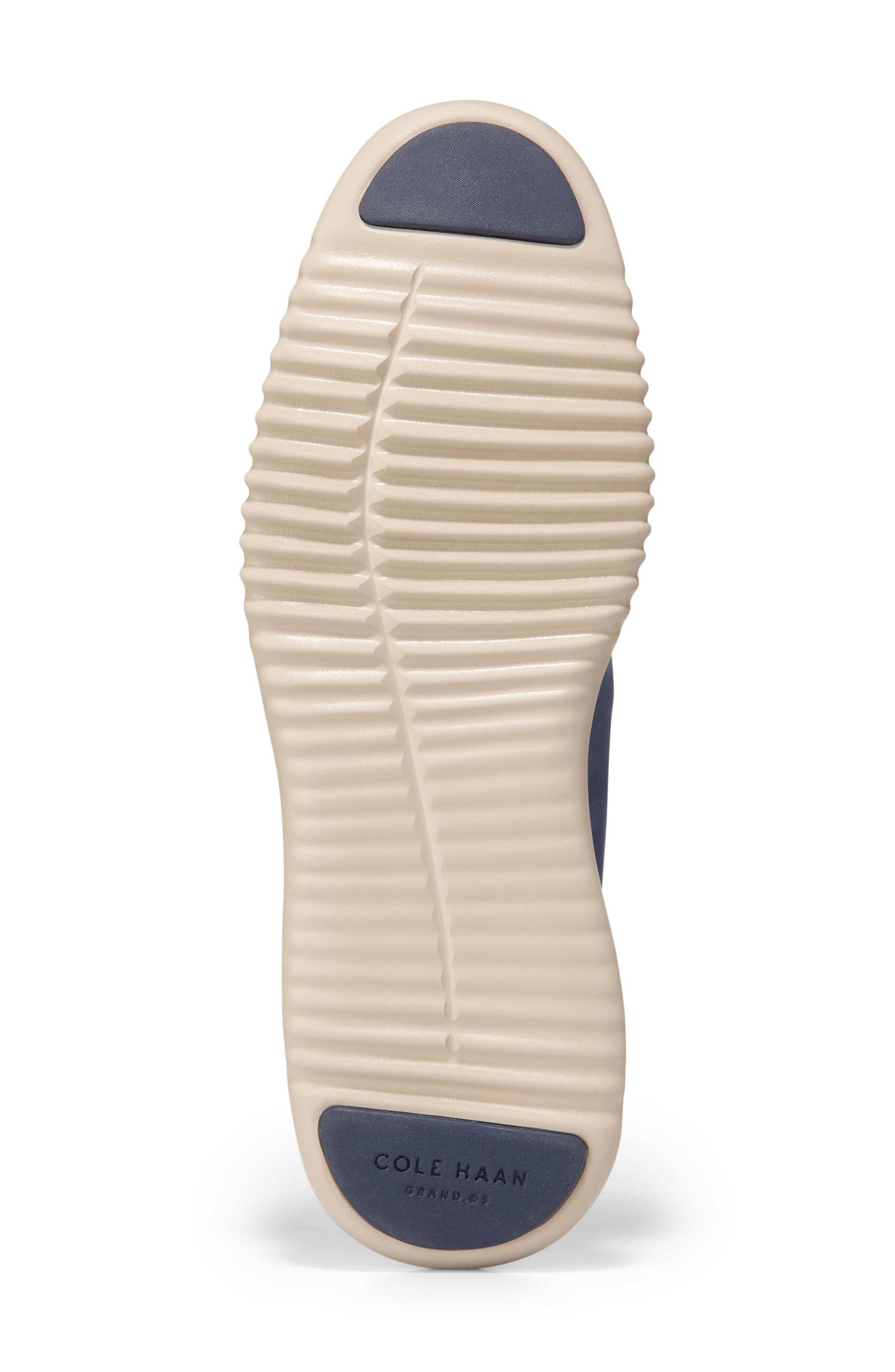 Cole Haan 2.Zerogrand Chukka Boot, Alternate, color, Midnight Moon Nubuck / Dk Blue