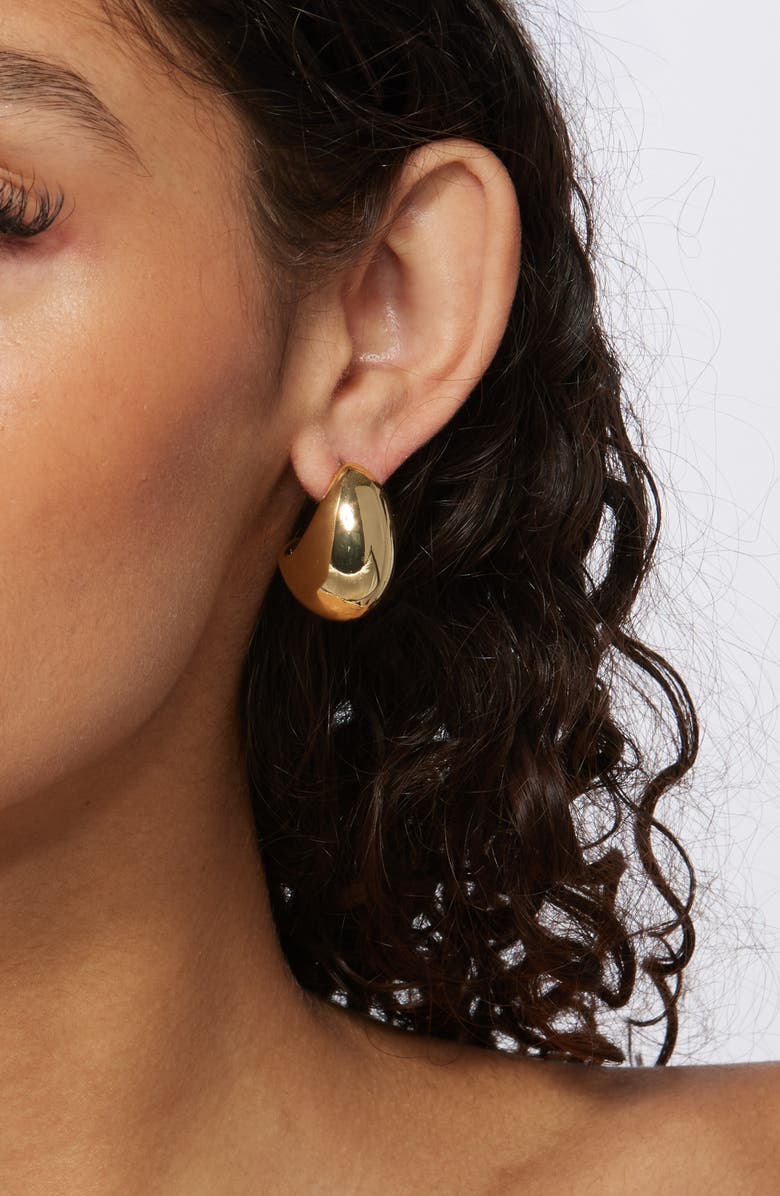 Kenneth Jay Lane Domed Huggie Hoop Earrings, Alternate, color, Gold