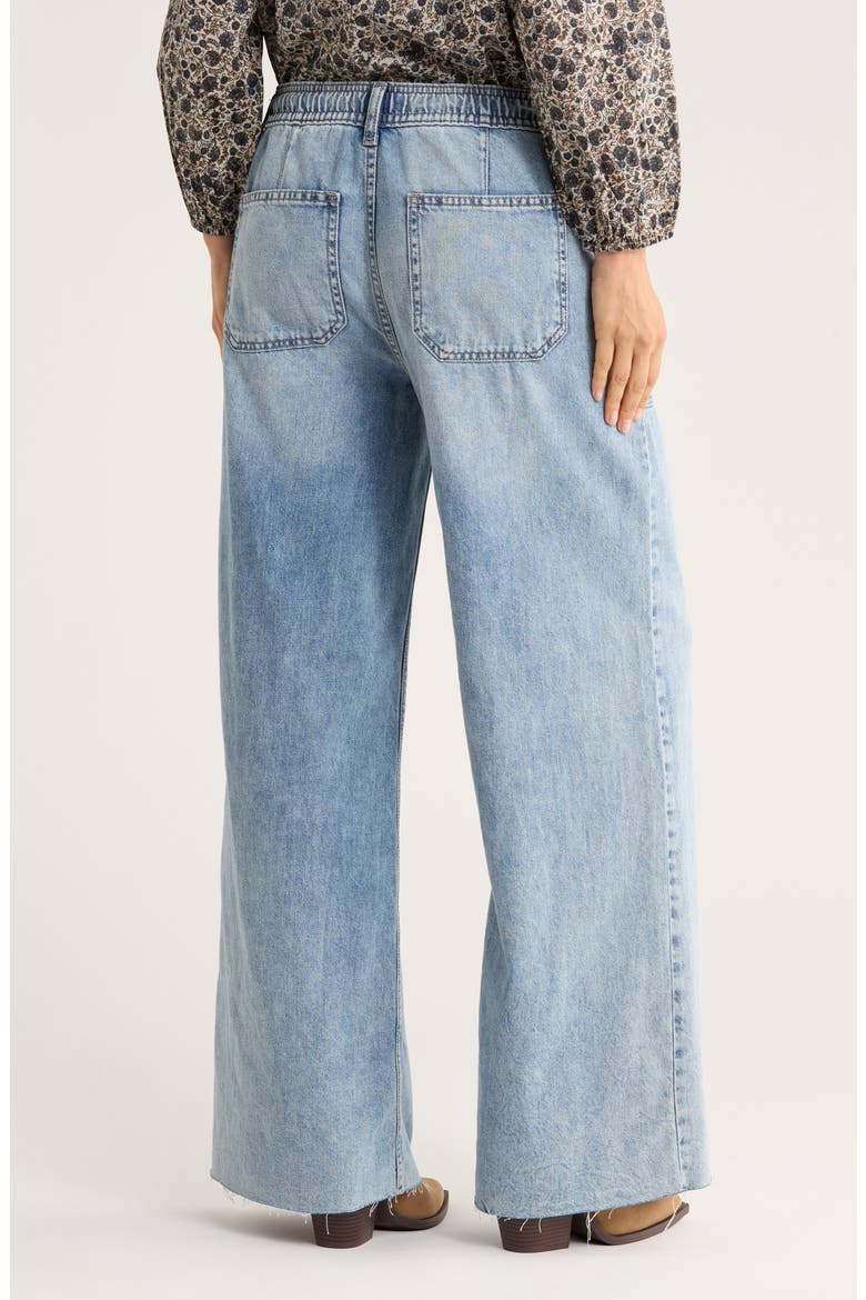 Patch Pocket Raw Hem Wide Leg Pull-On Jeans, Alternate, color, KINGSLEY - CUT