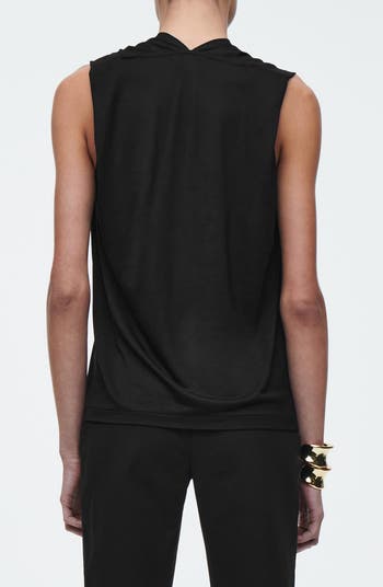 COS  DEEP V-NECK SLEEVELESS TOP
ブラック32 COS Deep V-Neck Sleeveless Top | endource