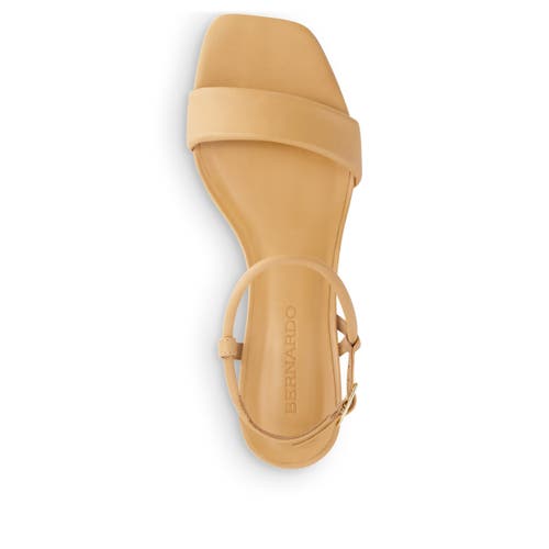 Bernardo Footwear Josei Low Heel Sandal In Dune