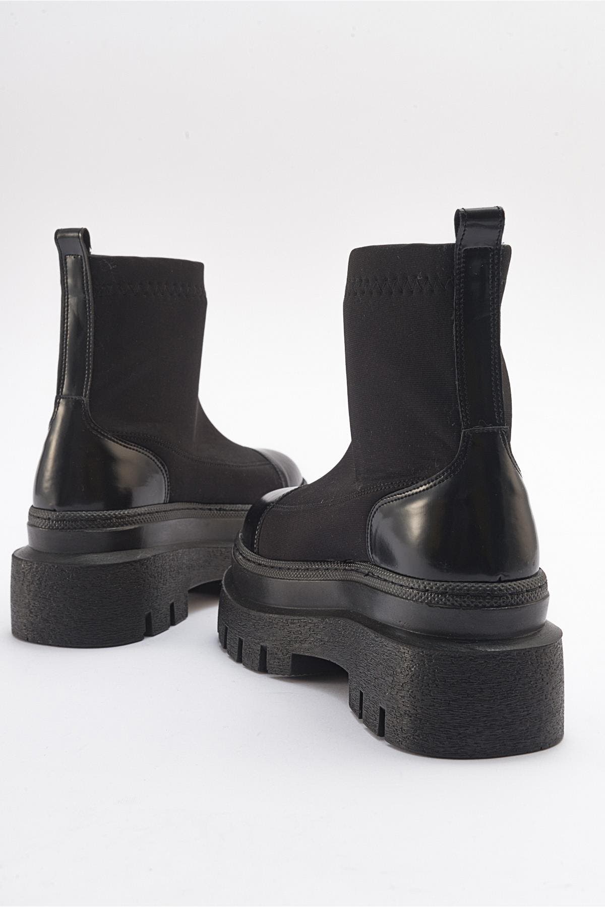 Aves Chunky Scuba Boot, Alternate, color, Black Scuba Leather