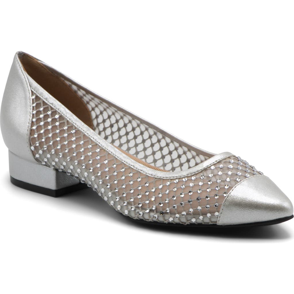 Adrienne Vittadini Patel Crystal Flat In Silver Mesh