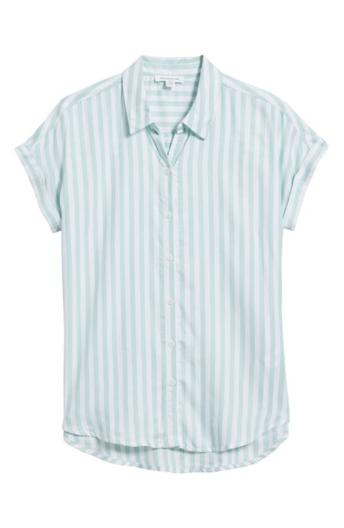 BEACHLUNCHLOUNGE BEACHLUNCHLOUNGE KENZIE STRIPE SHORT SLEEVE BUTTON-UP SHIRT