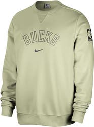 Nike Men's Nike Green Milwaukee Bucks Courtside Standard Issue Performance Pullover Sweatshirt