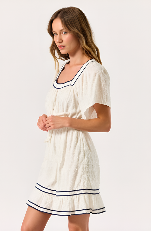 Modenaire Short-sleeve Square-neck Contrast Trim Mini Dress