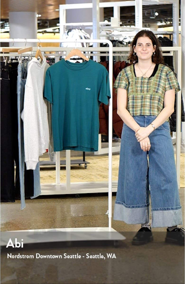 Building Organic Cotton Graphic T-Shirt, sales video thumbnail