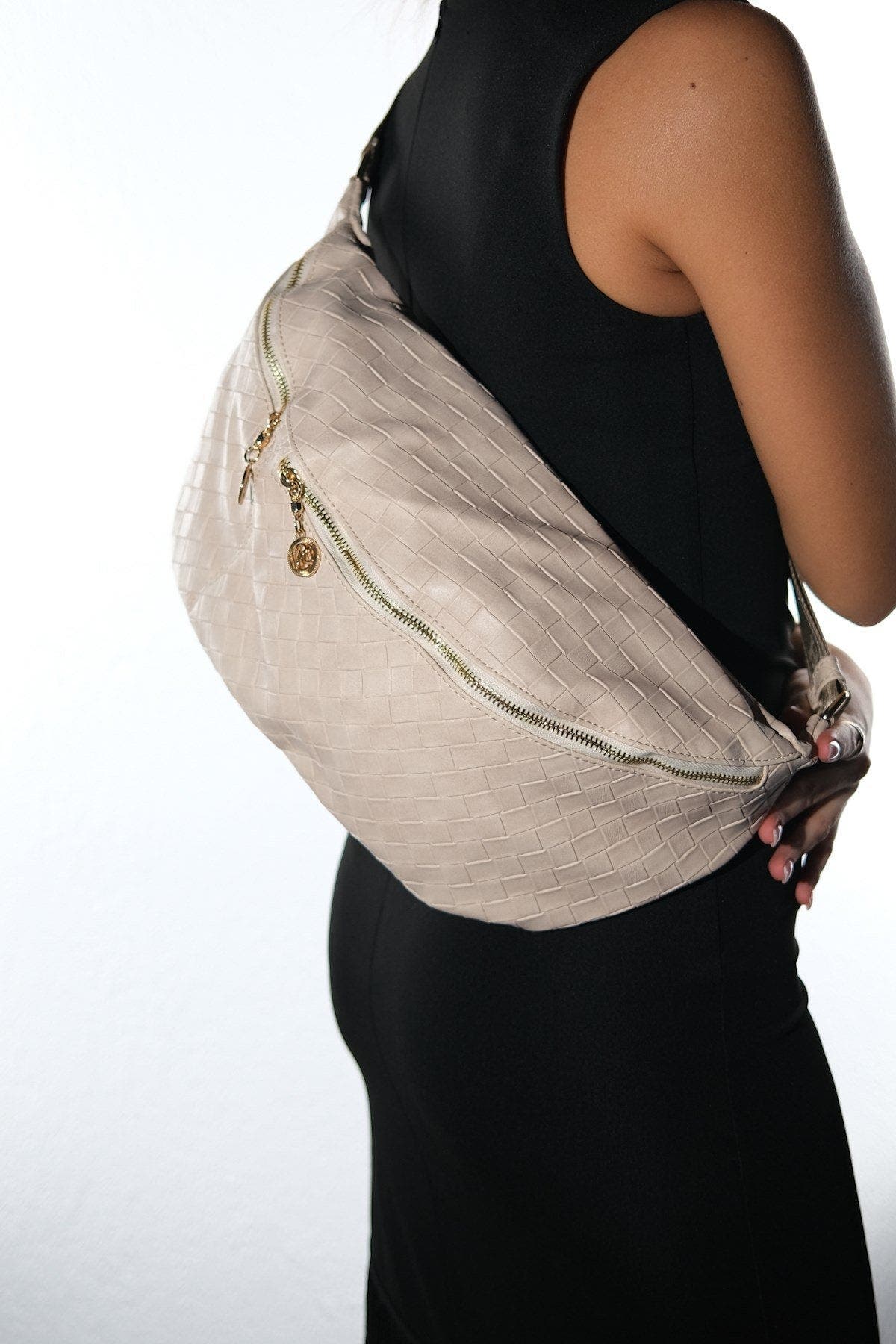 Prologue Shoes Venta Waist Bag, Alternate, color, Nude