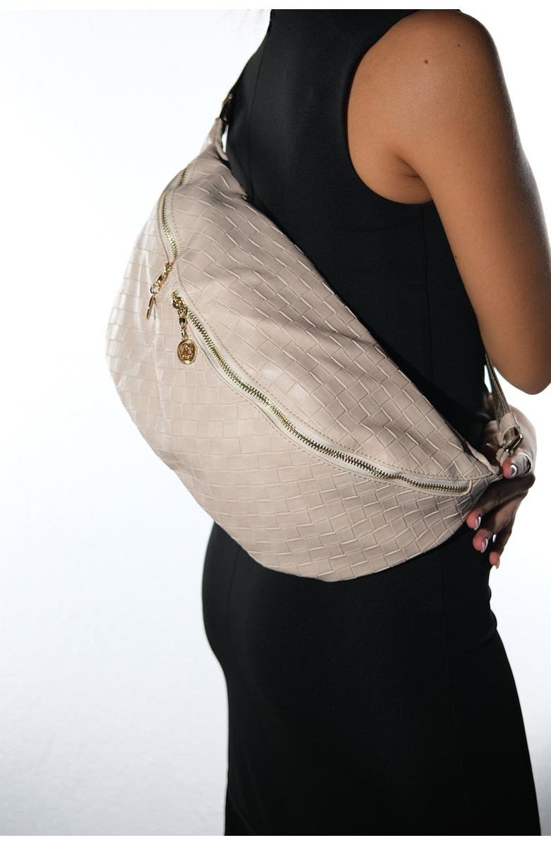 Prologue Shoes Venta Waist Bag, Alternate, color, Nude
