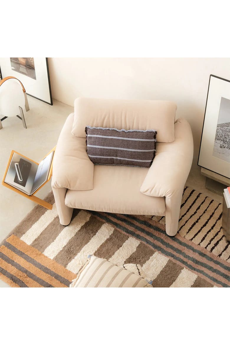 Cushion Lines, Alternate, color, Brown, Light Blue