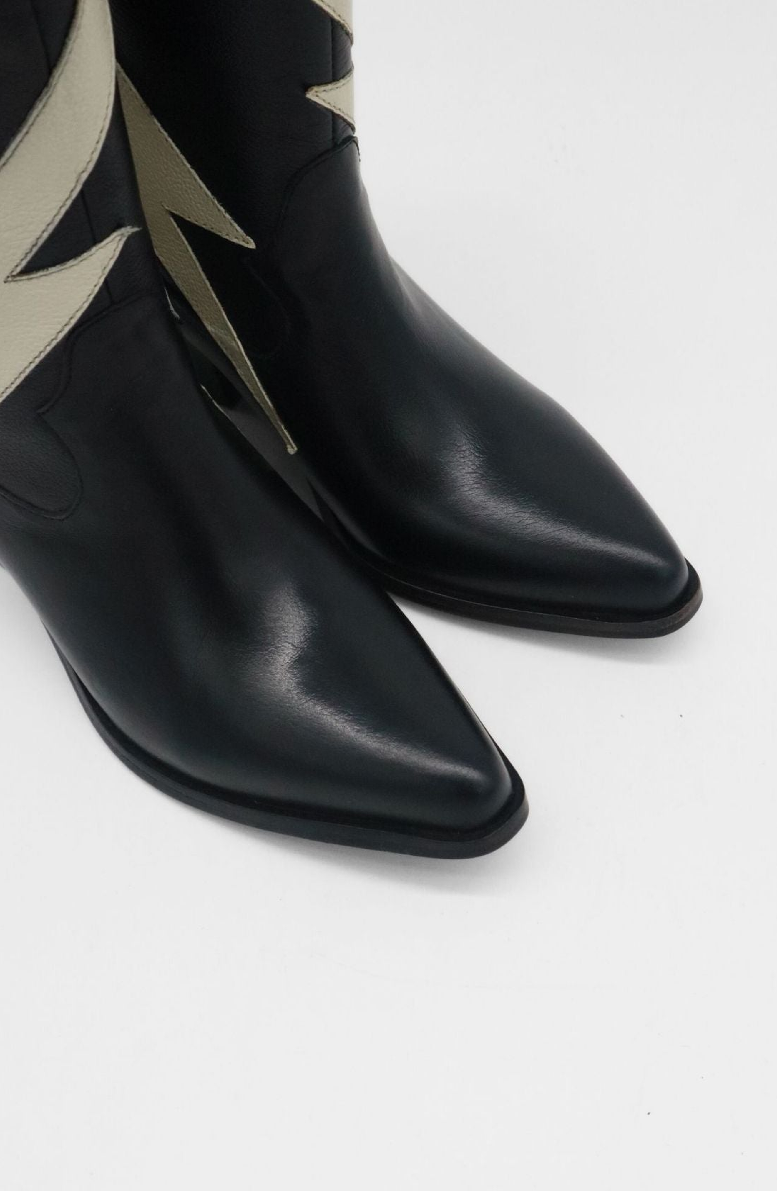 STIVALI NEW YORK Idol Western Cowboy Boots, Alternate, color, Black / Off-White