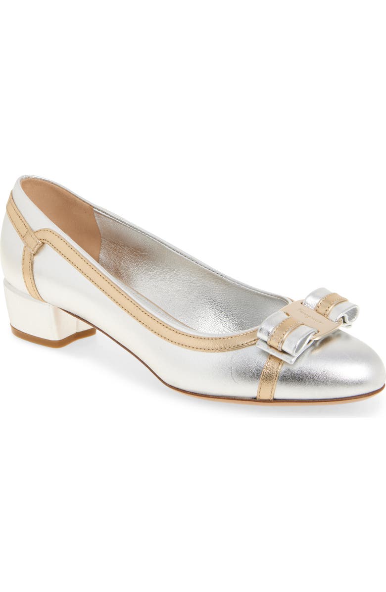 FERRAGAMO Vara Bow Pump, Main, color,