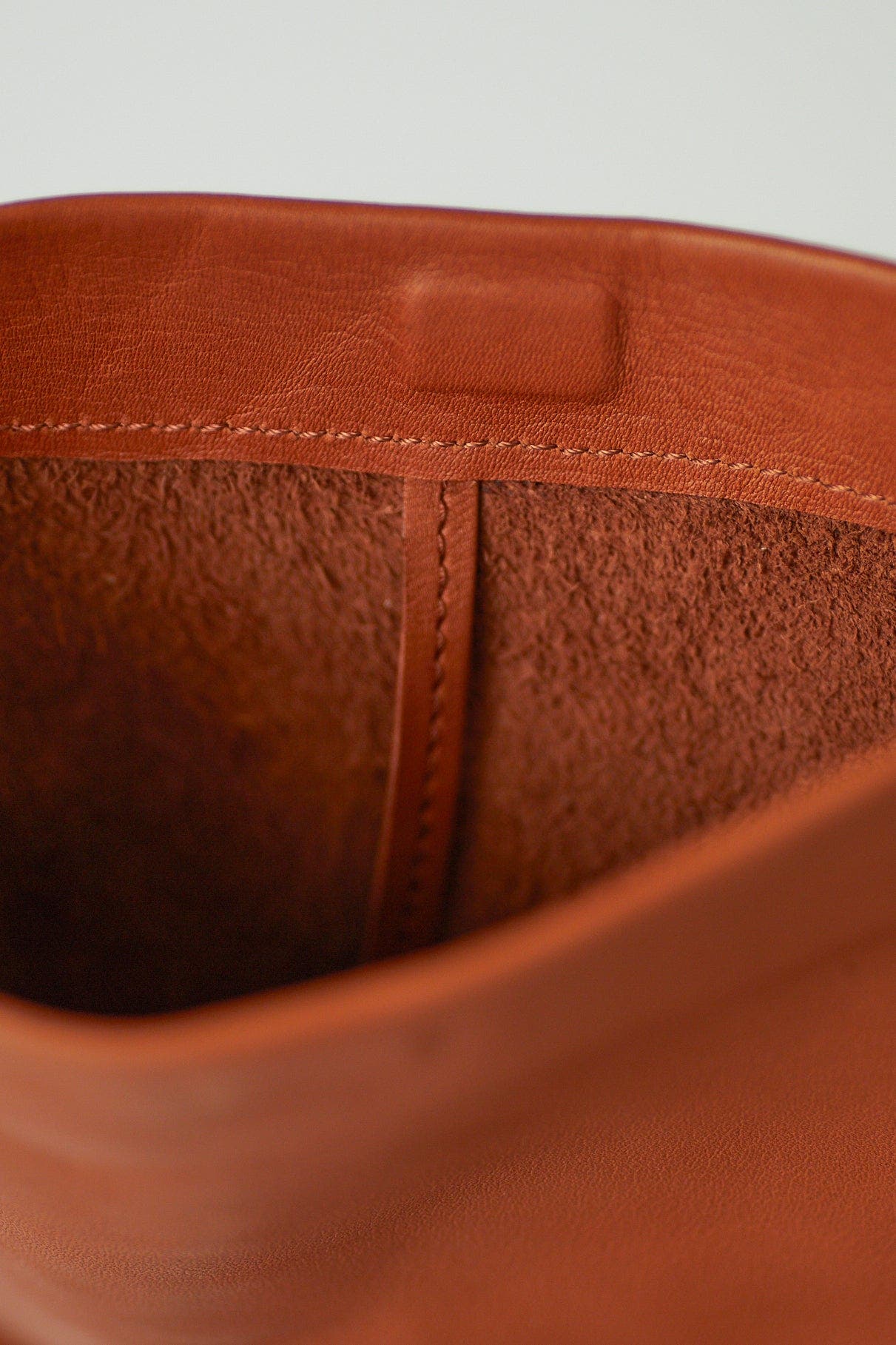 The Loop Bag, Alternate, color, Saddle